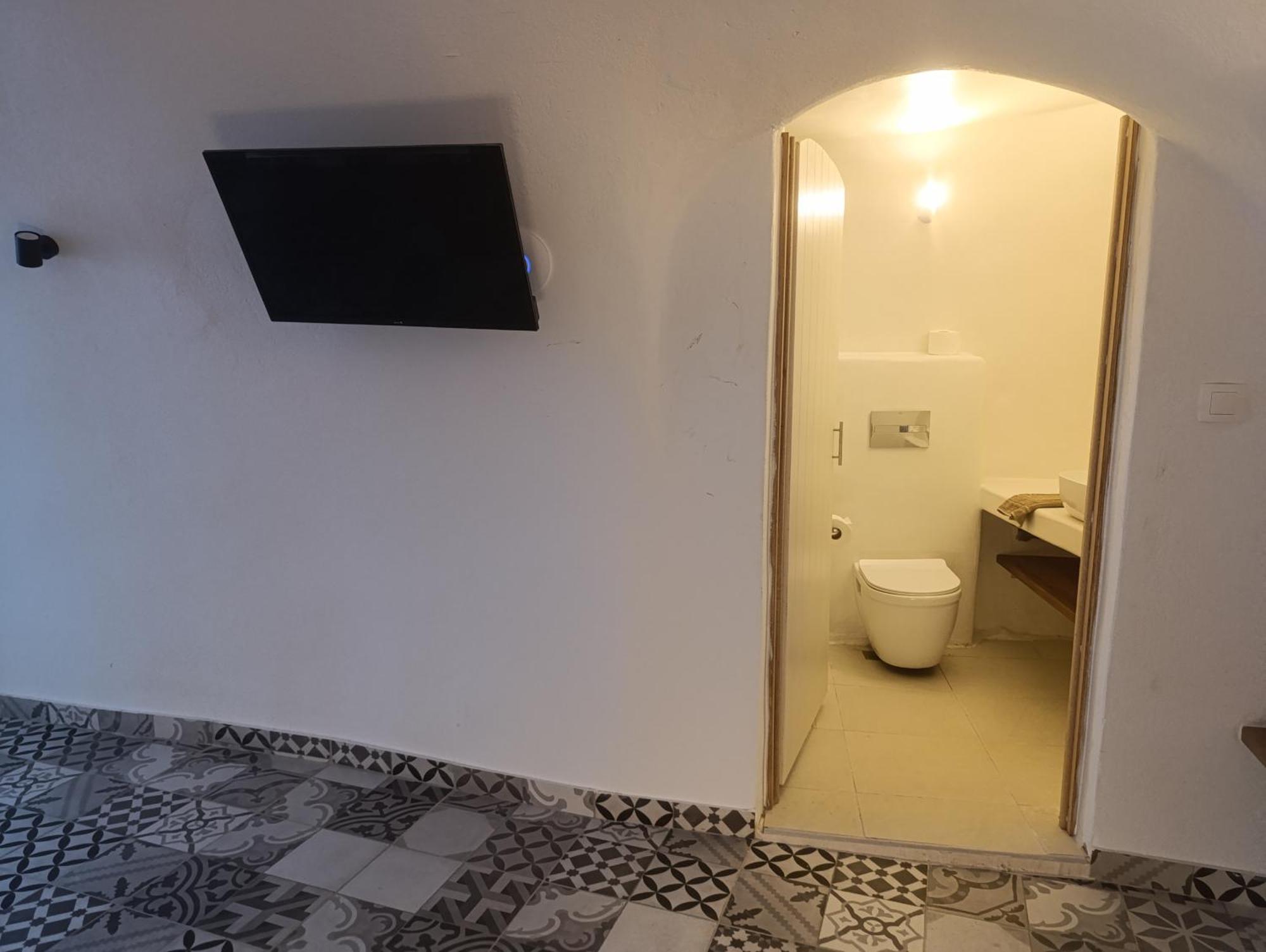 Cycladic Center Cave Rooms Fira  Esterno foto